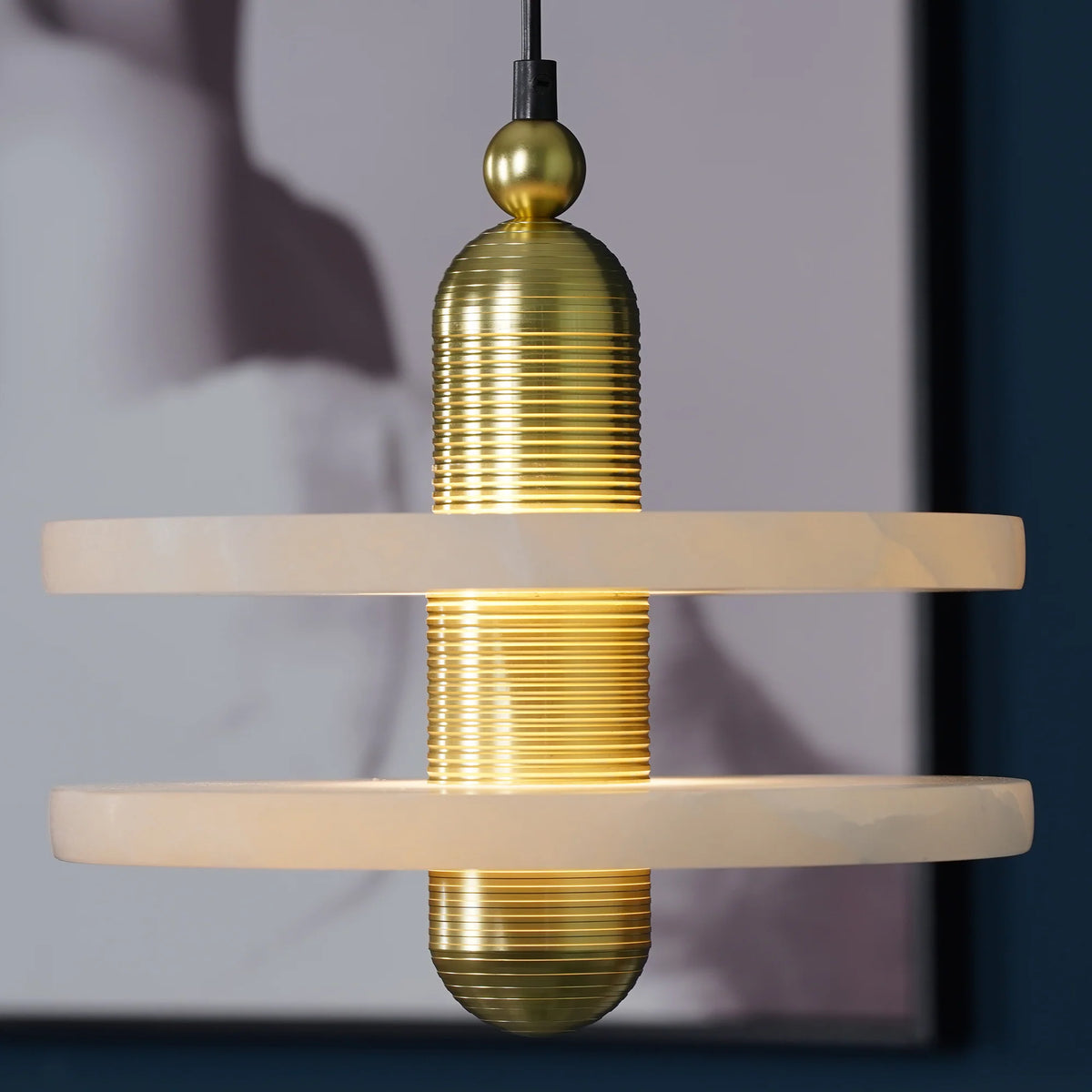 Luminaire en marbre blanc