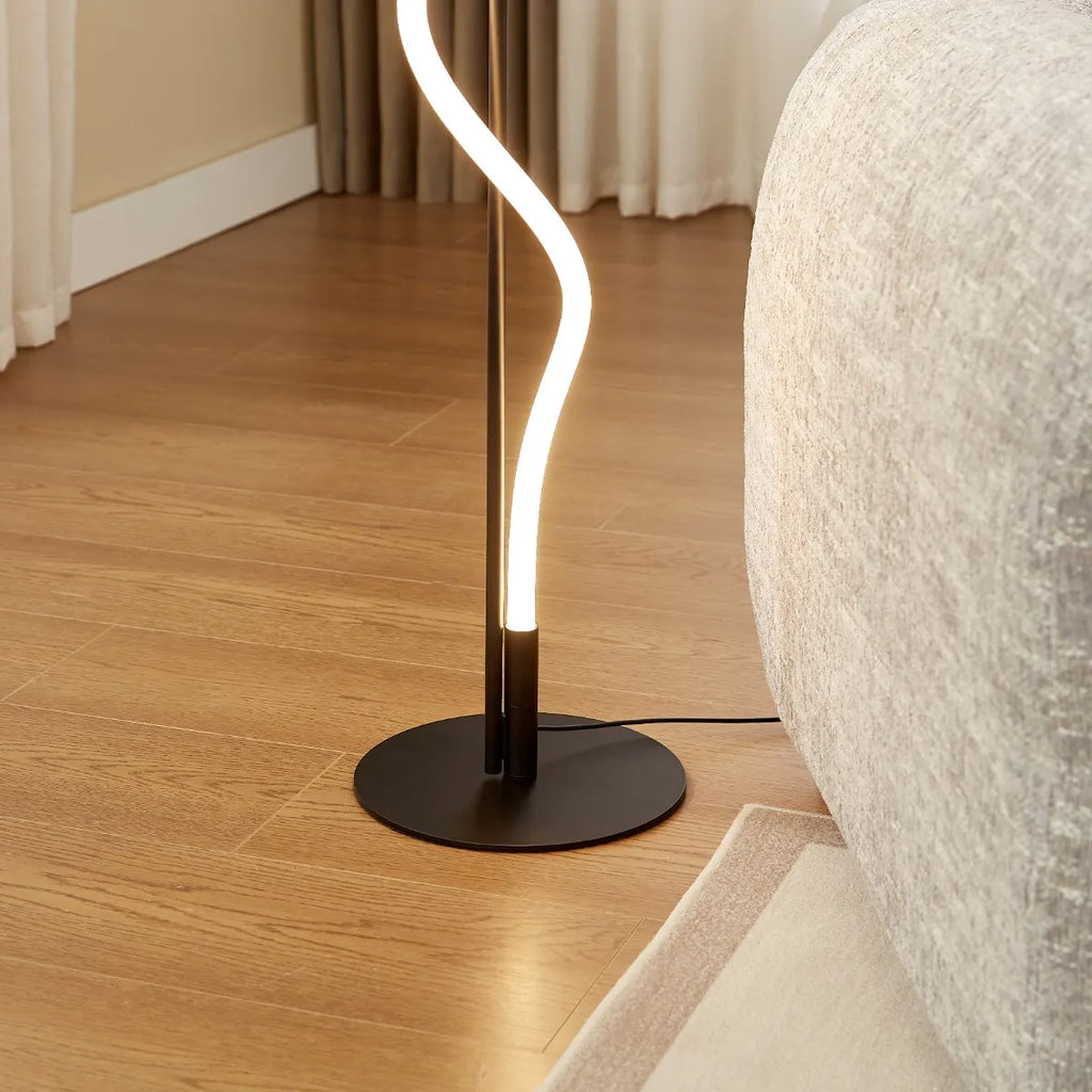 Lampe sur Pied LED Curve Noire
